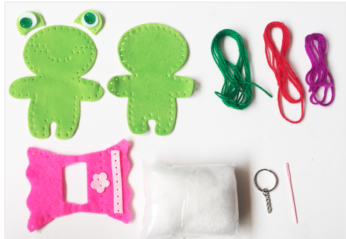 Creative Play N Learn Craft Frog Sewing Keyring Party Fun Gift